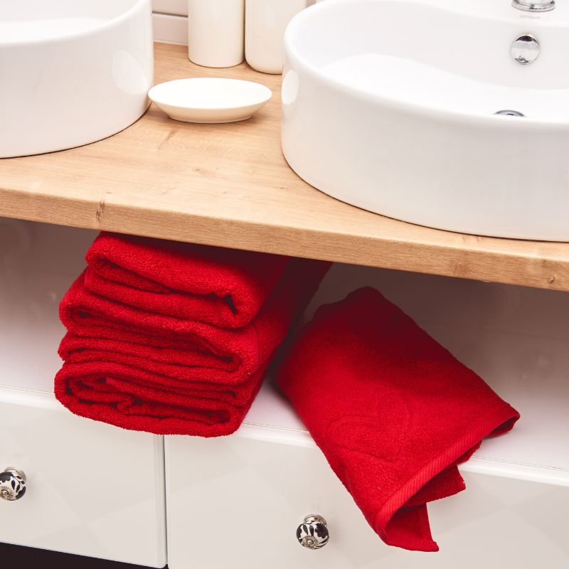 ručník AMOR SOFT červená měkký ručník se srdíčky z mikrobavlny 10074L