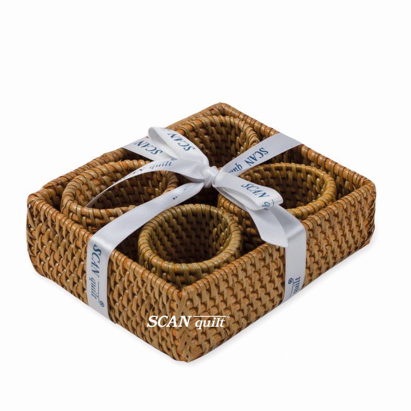 kroužky BALI na prostírání box 4 ks medová součástí sady je medová krabička ze stejného materiálu 5316L